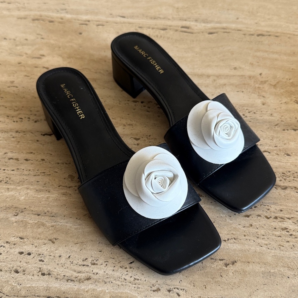 Camellia Mules